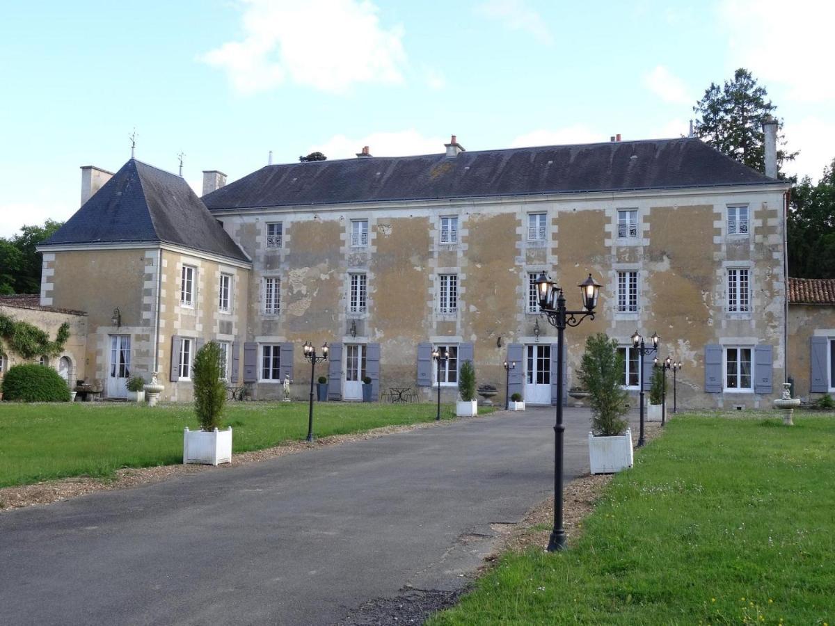 Готель Chateau De La Touche Proche Poitiers Savigny-Levescault Екстер'єр фото